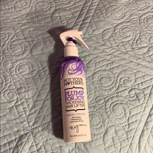 Not Your Mother’s Thickening Spray